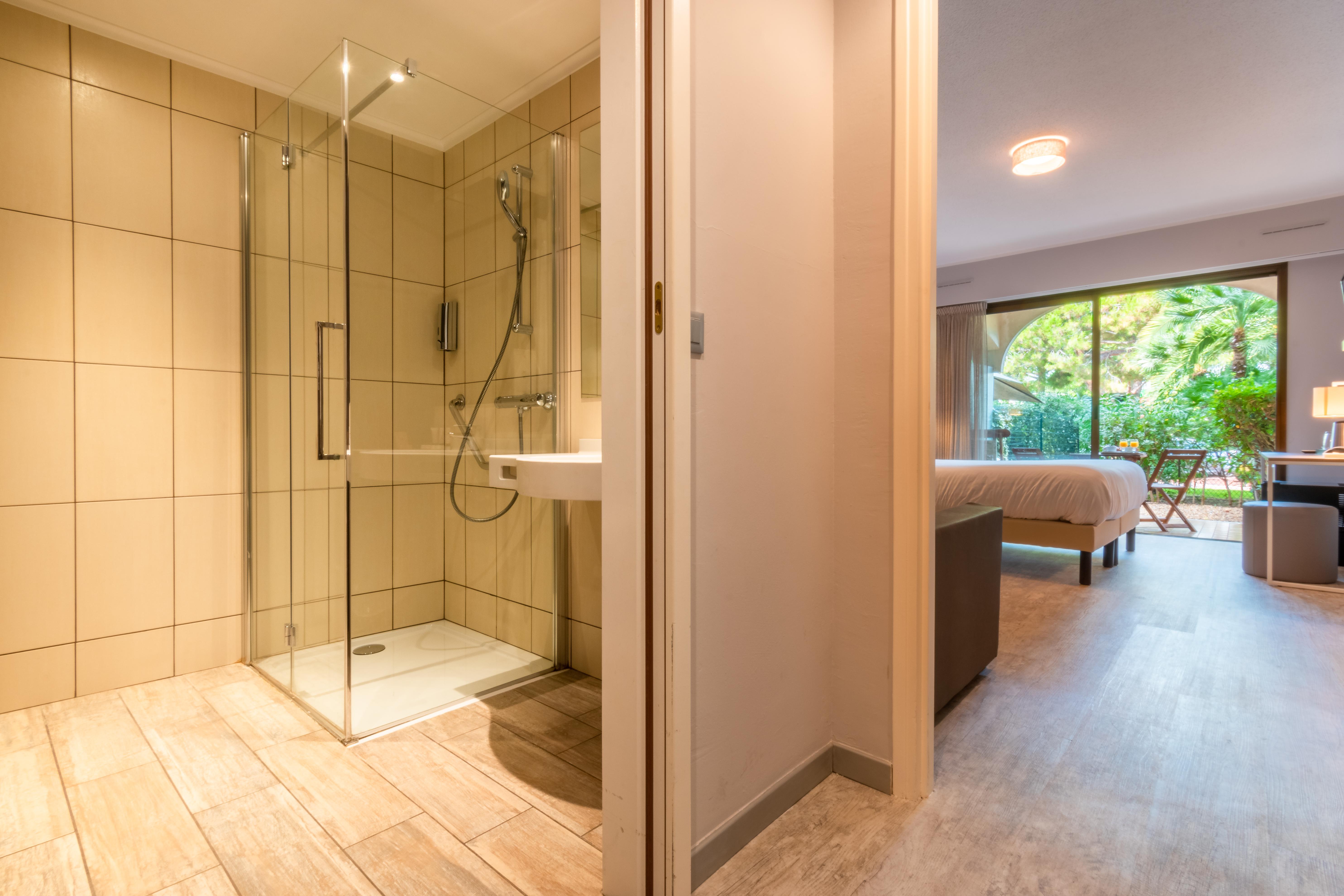 Hotel Bahia Villeneuve-Loubet Luaran gambar