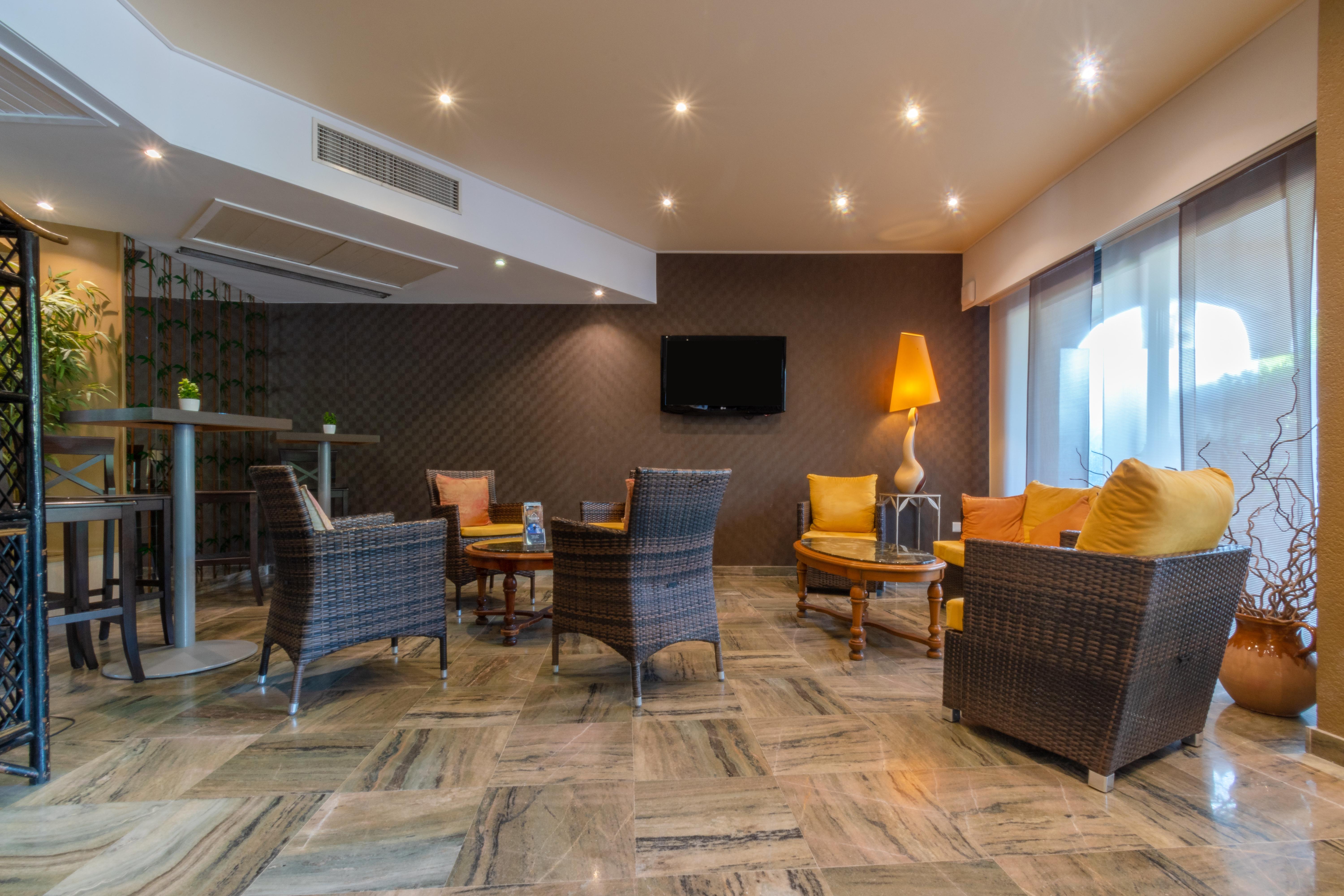 Hotel Bahia Villeneuve-Loubet Luaran gambar