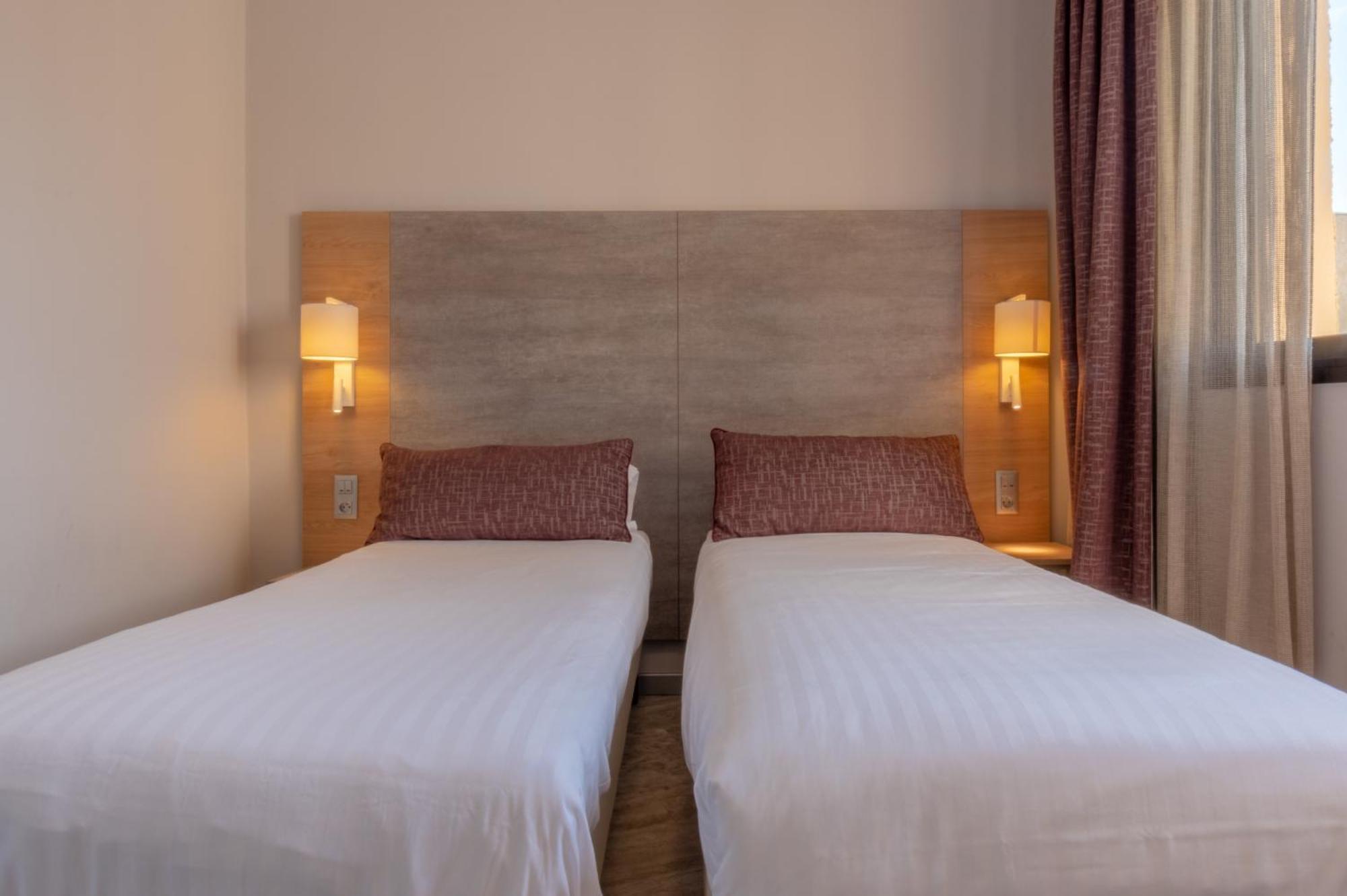 Hotel Bahia Villeneuve-Loubet Luaran gambar