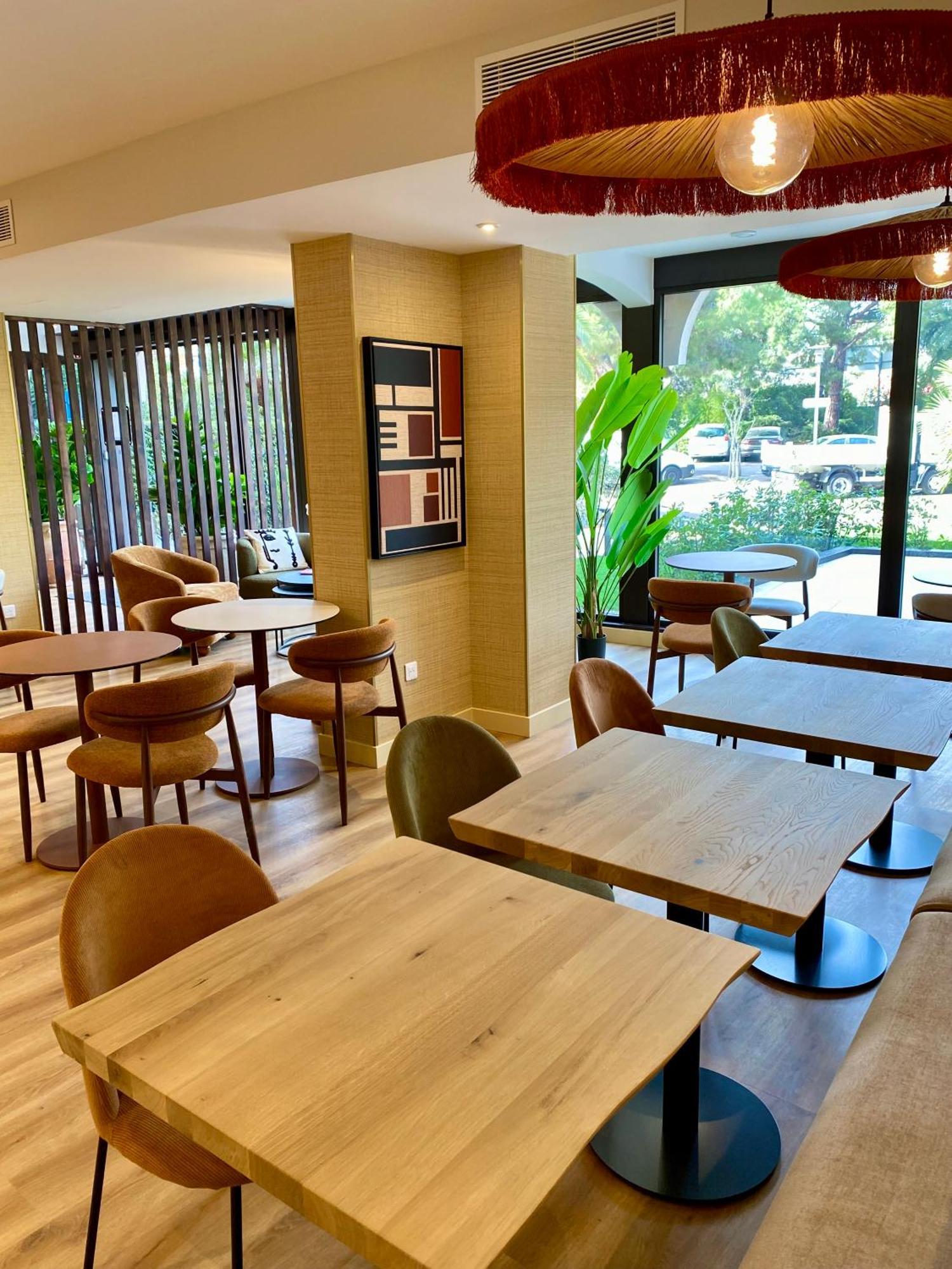 Hotel Bahia Villeneuve-Loubet Luaran gambar