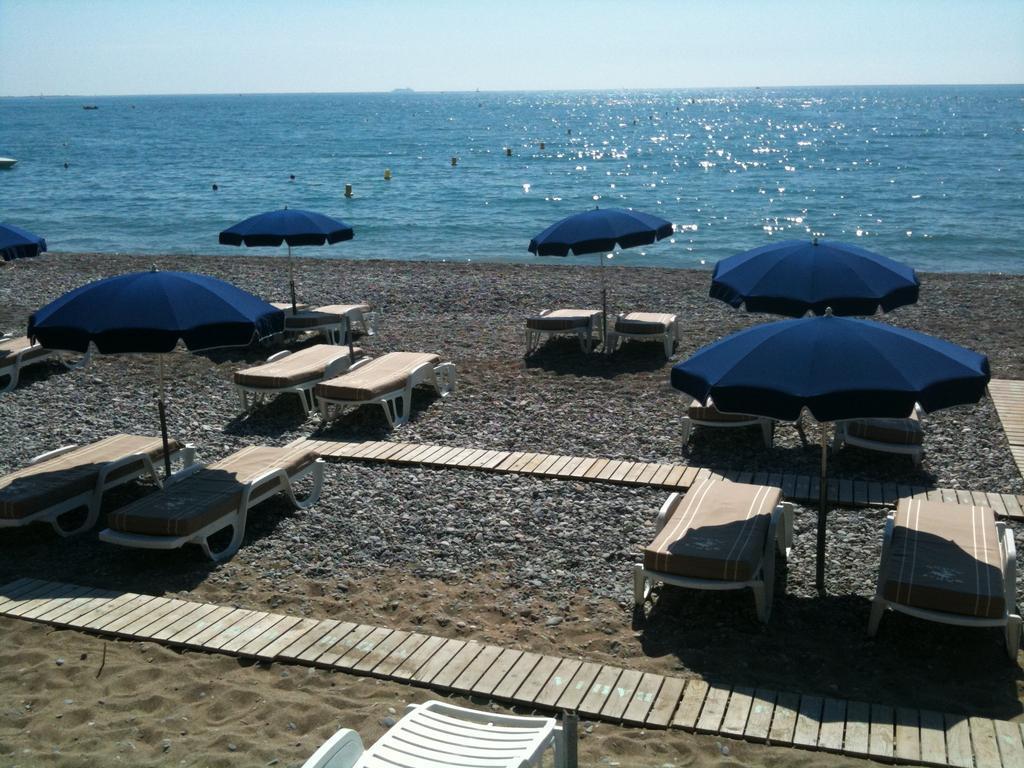 Hotel Bahia Villeneuve-Loubet Luaran gambar