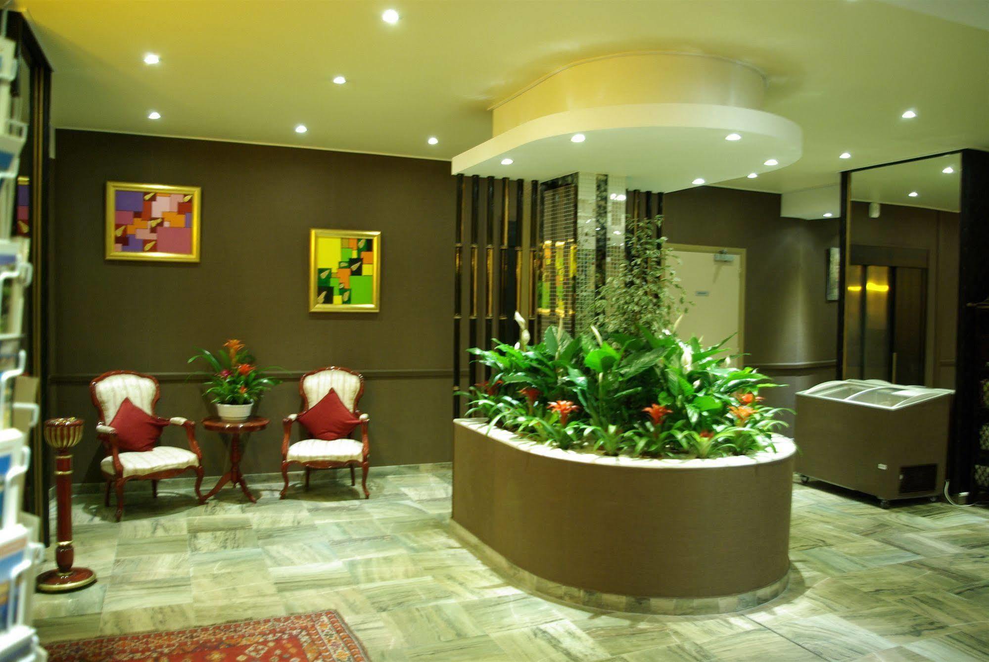 Hotel Bahia Villeneuve-Loubet Luaran gambar