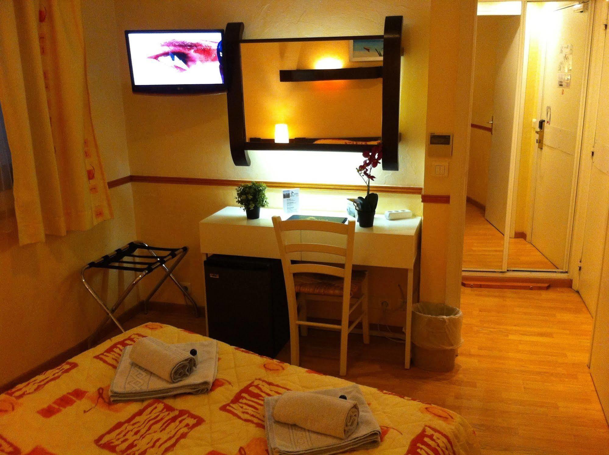 Hotel Bahia Villeneuve-Loubet Luaran gambar